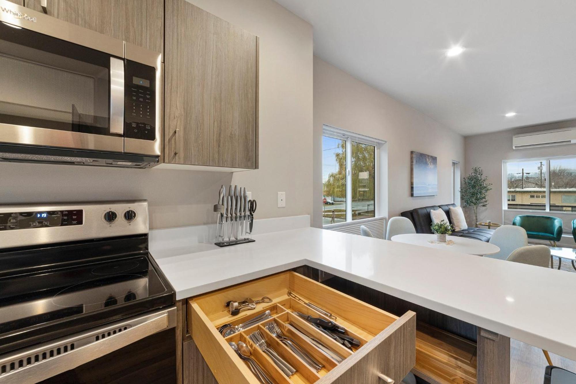 Brand New Fully Updated Condo 918 In Анакортес Екстериор снимка